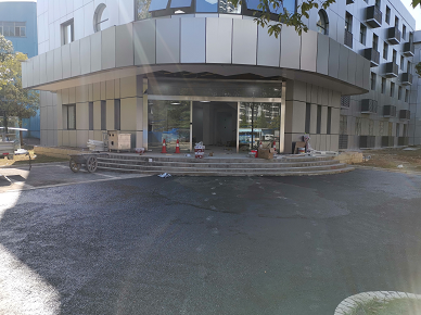 �Զ���ʵ������